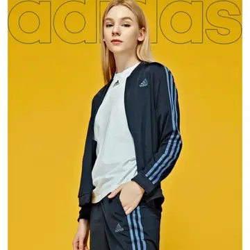 아디다스 트레이닝 세트